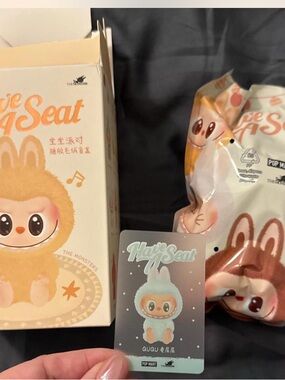 Have a Seat QuqU Plush Figure - light blue /